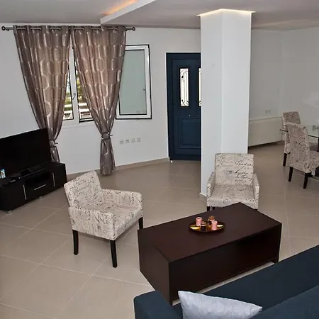 Diwani Luxury Apartamento Lixouri