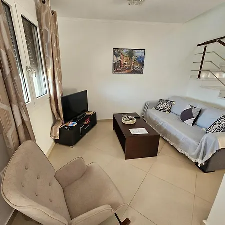 Lägenhet Diwani Luxury Villas Lixouri