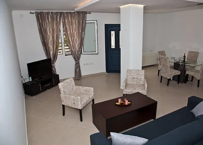 Diwani Luxury Apartment Lixouri