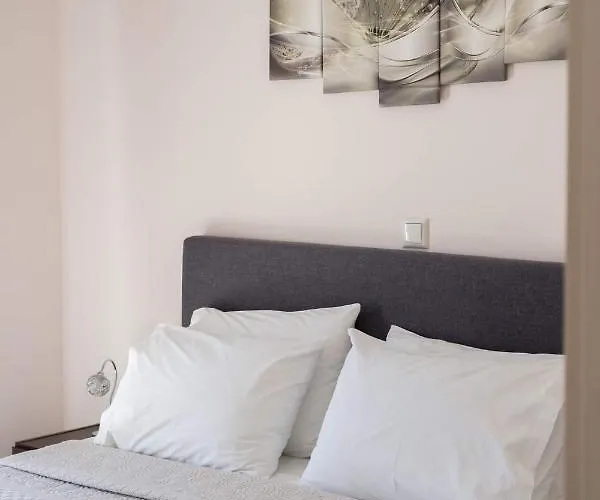 Diwani Luxury Apartment Lixouri
