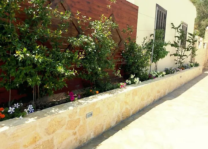 Diwani Luxury